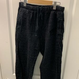 Roots boyfriend sweatpants (dark grey)
